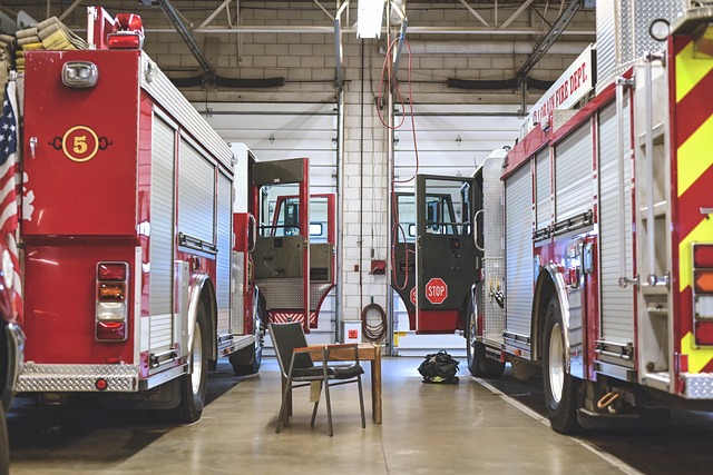 Caserne de pompier : les avantages d’un vestiaire pour votre brigade